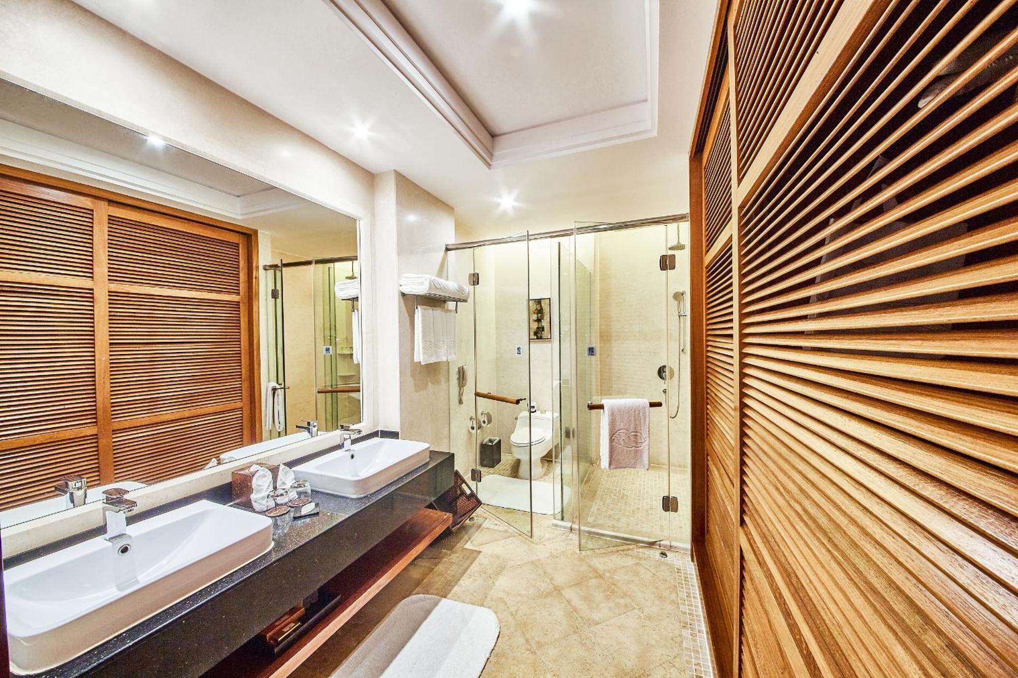 Ocean Sonic Resort Sanya Exterior photo